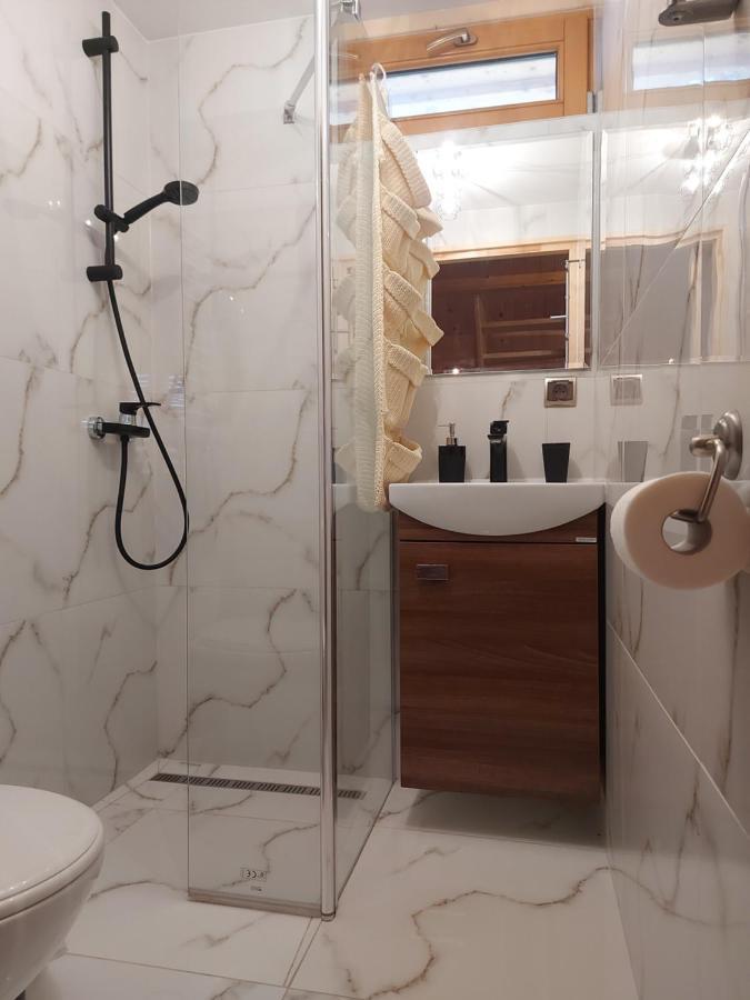 Domki Nad Jeziorem Czorsztynskim Debno  Extérieur photo